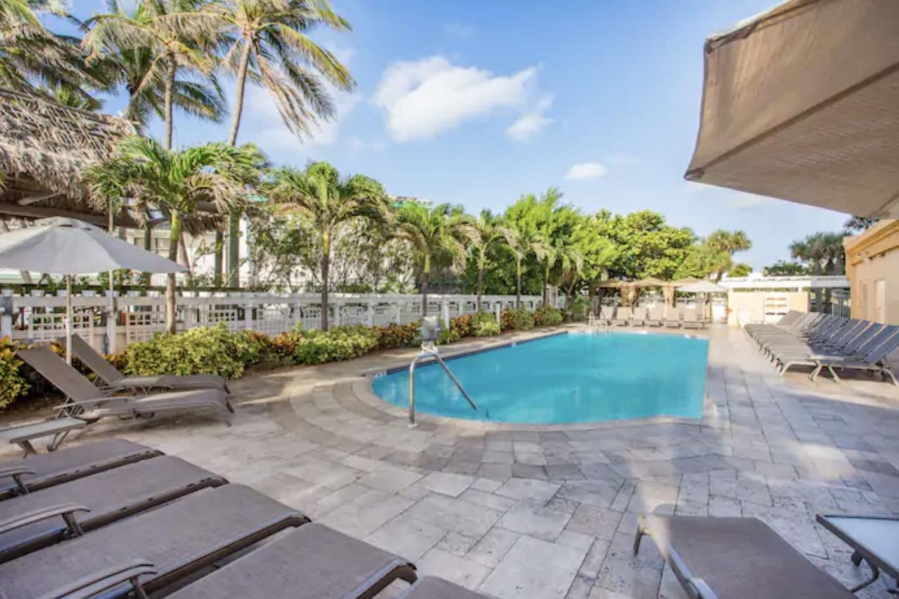 Ejemplo de una propiedad de nivel 3: Wyndham Deerfield Beach Resort en Florida